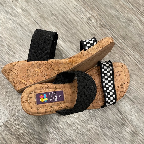 Zee Alexis cork style wedges with black and checkered straps - Size 36 - Picture 3 of 4